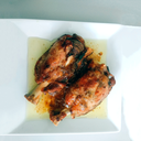 [306001] UND 10 CODILLO DE CERDO ASADO EN SU JUGO AL MEDIO (2 RACIONES) 700 G COMENBABIA
